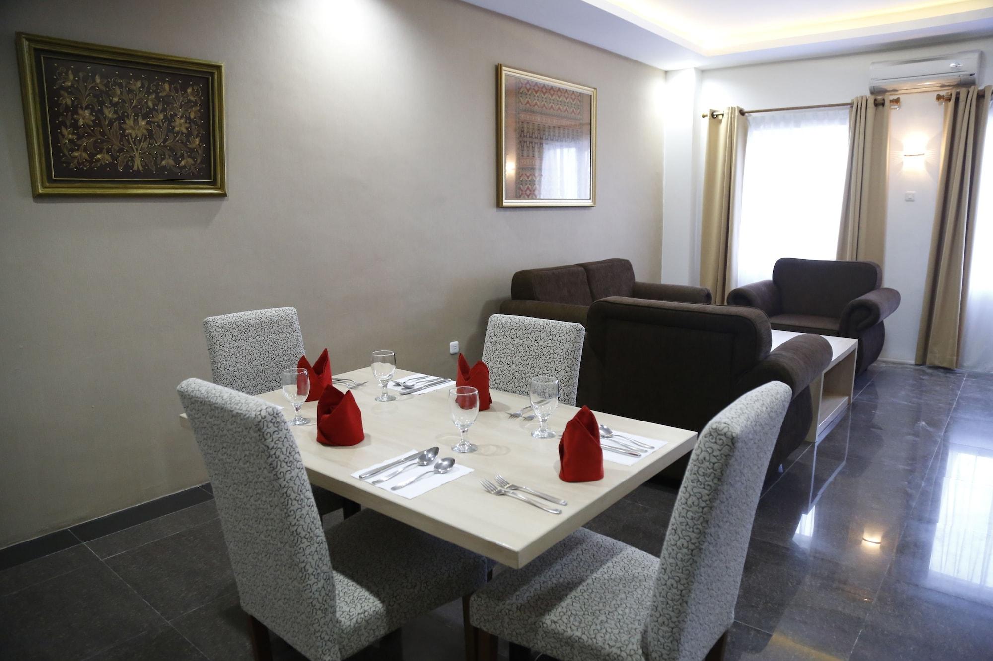 Grand Inna Medan Buitenkant foto