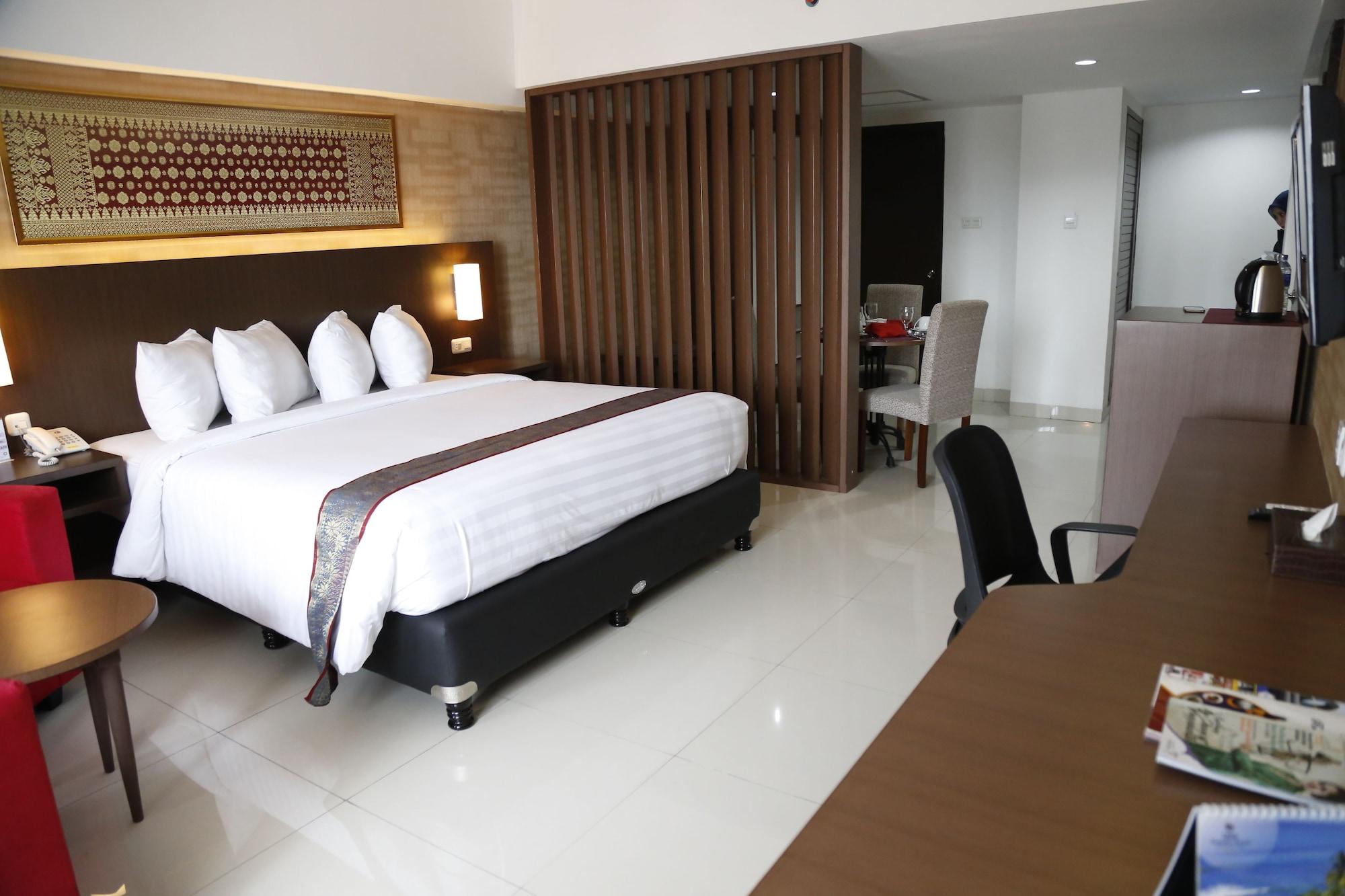 Grand Inna Medan Buitenkant foto