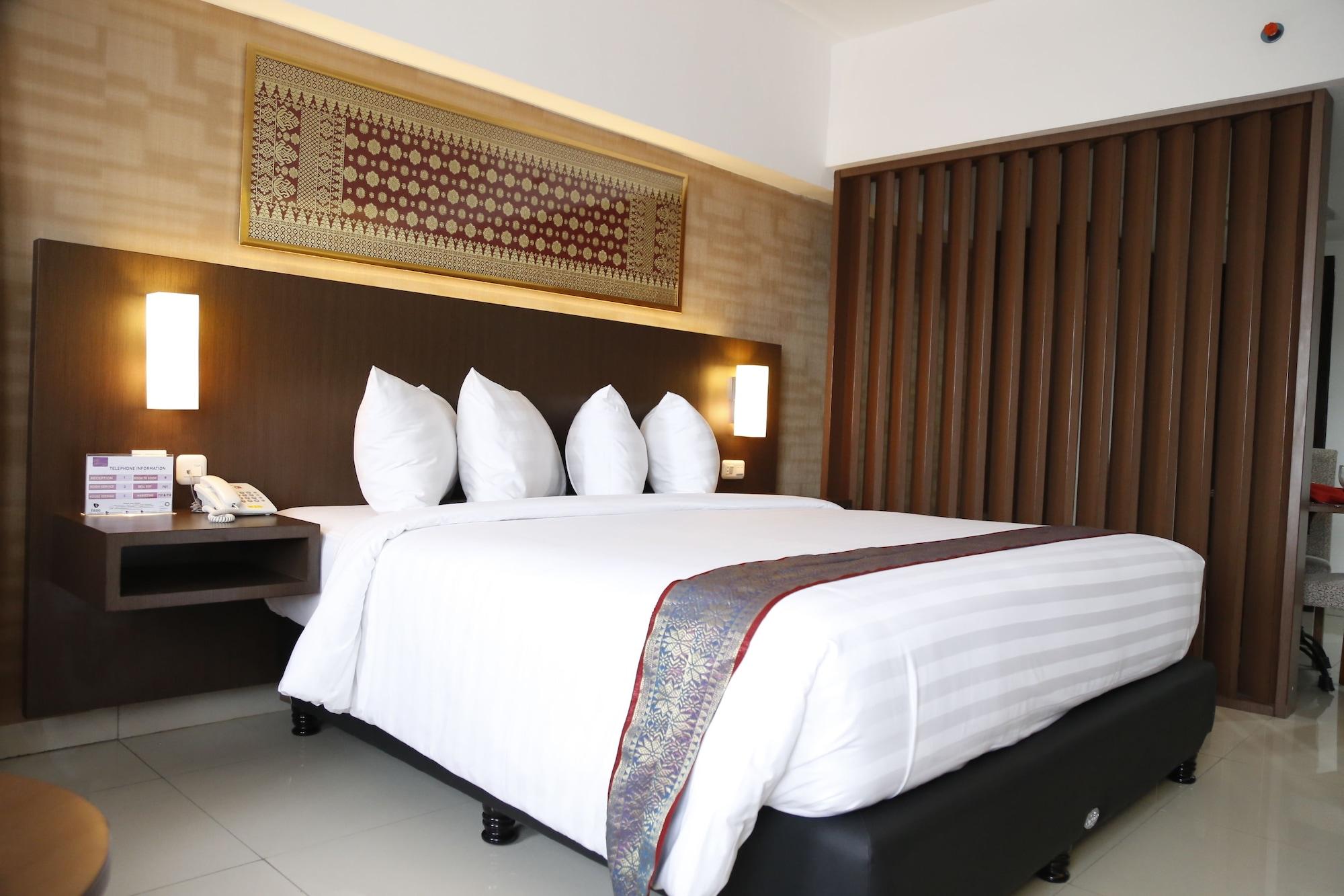 Grand Inna Medan Buitenkant foto