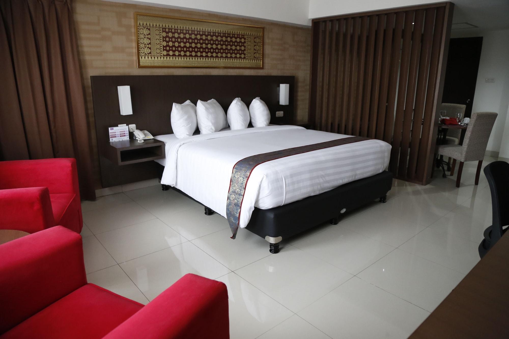 Grand Inna Medan Buitenkant foto
