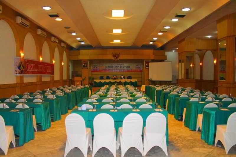Grand Inna Medan Buitenkant foto