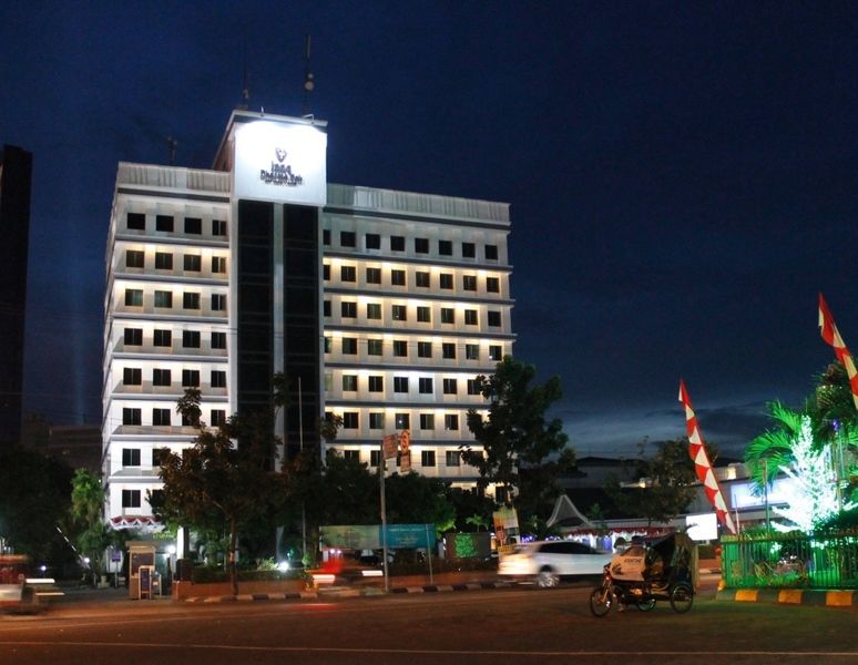 Grand Inna Medan Buitenkant foto